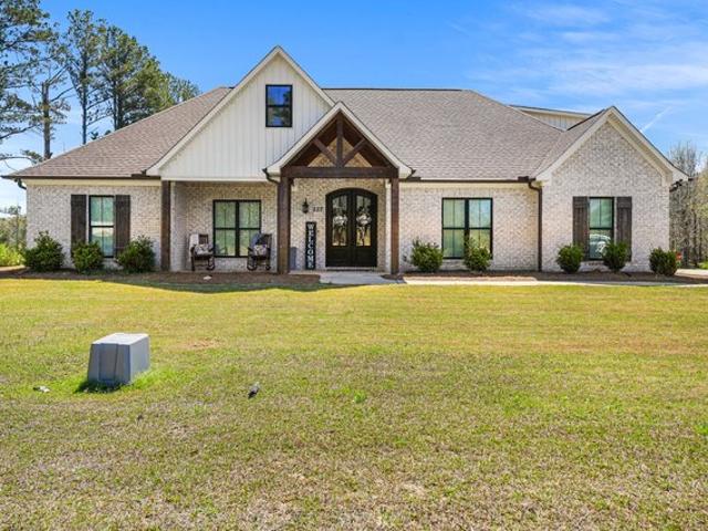 House for sale in Belden, Mississippi