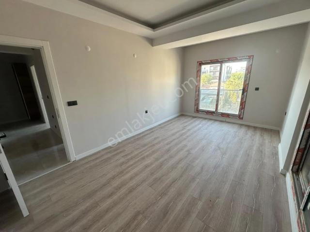 Seyrek, Menemen içerisinde kiralık mülk