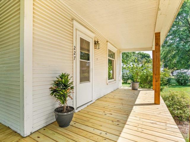 House for sale in Franklin Grove, Illinois