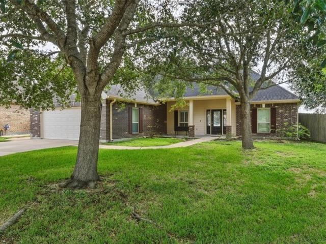 House for sale in Sealy, Austin County