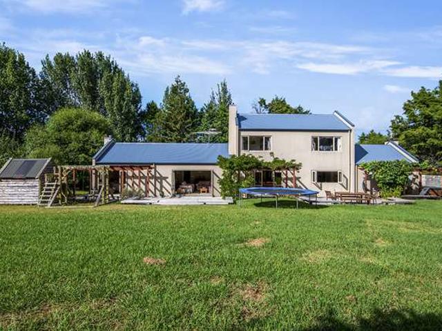 House for sale in Dairy Flat, Rodney