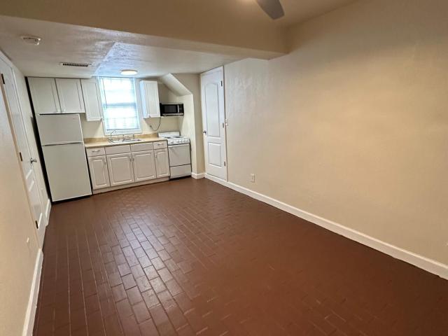Apartment for rent in Lake Park