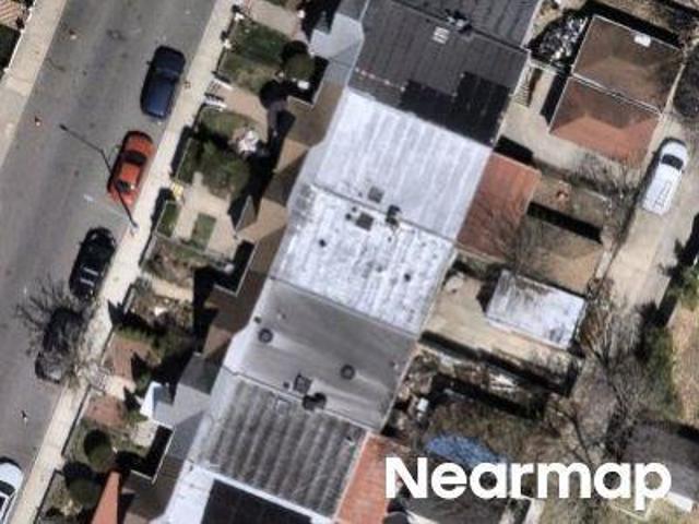House for sale in Queens, Arverne
