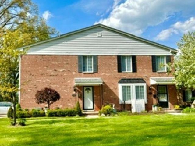 Condo for sale in Saint Clair Shores, Michigan