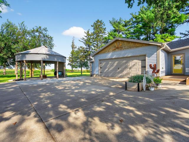 House for sale in Dallas Center, Iowa