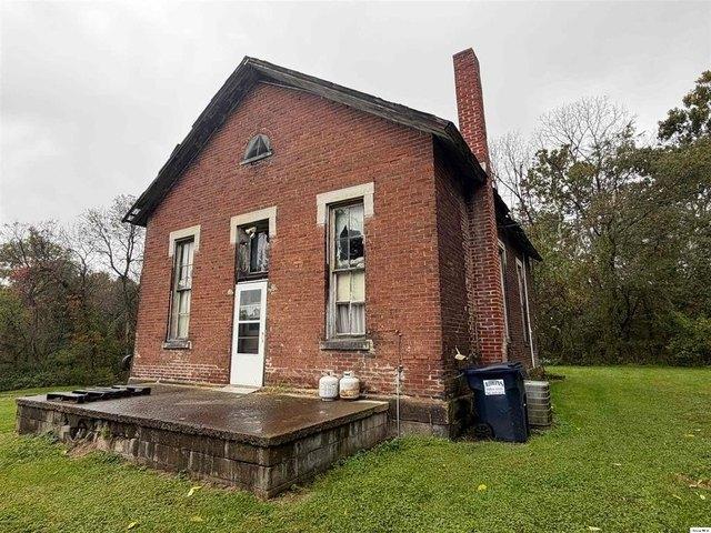 House for sale in Newark, Licking County