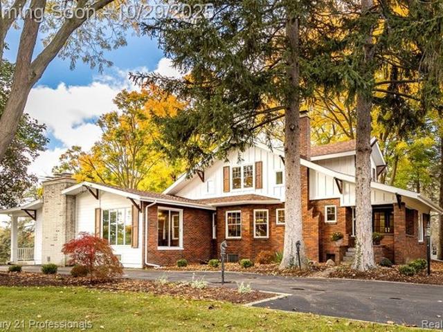 House for sale in Grand Blanc, Michigan
