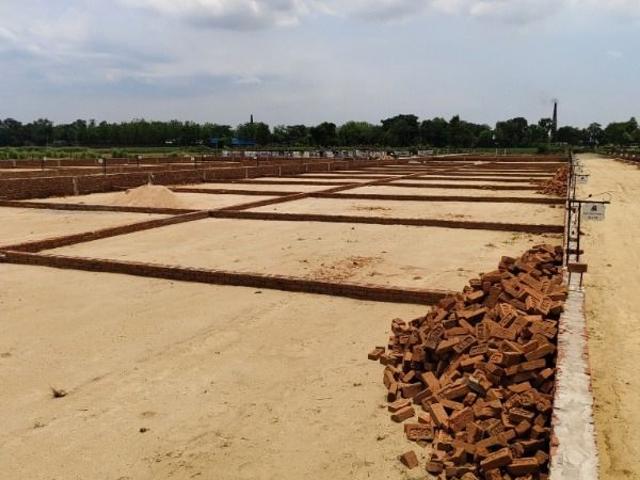 Land for sale in Calcutta, West Bengal