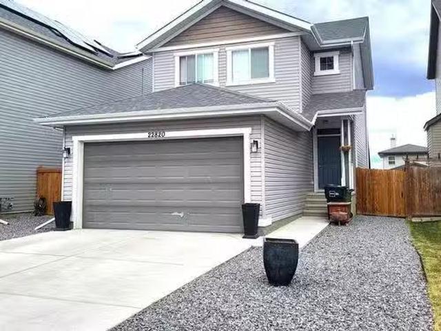 House for sale in Wedgewood, Alberta