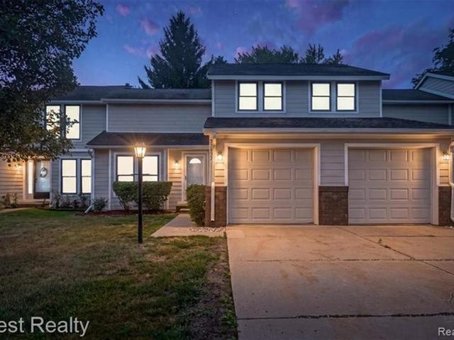 Condo for sale in Novi, Michigan