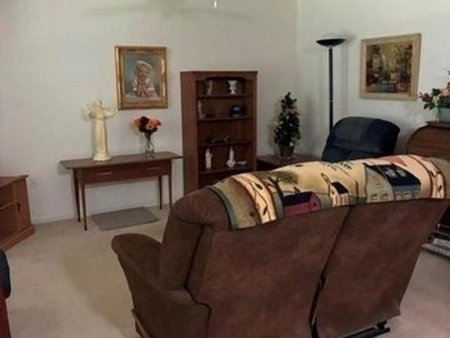 Condo for sale in Gladstone, Missouri