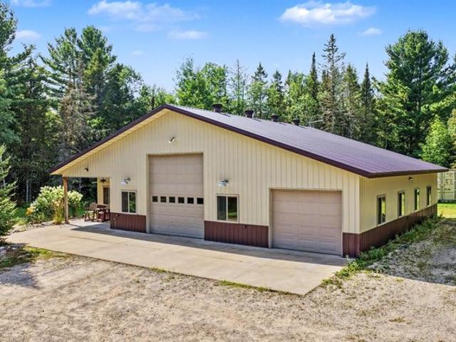 House for sale in Town of Phelps, Vilas County
