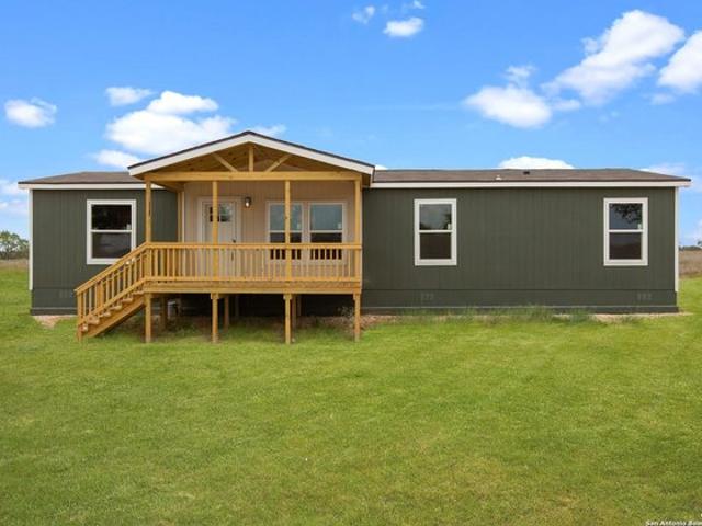 House for sale in Somerset, Texas