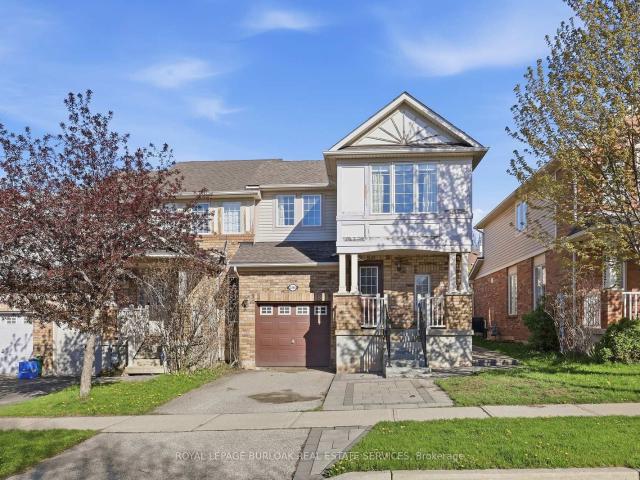 Townhouse for rent in Woburn, Ontario