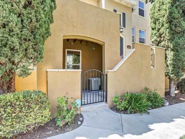 Townhouse for sale in Chula Vista