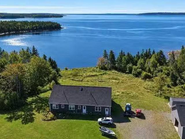 House for sale in Lower River Inhabitants, Richmond County
