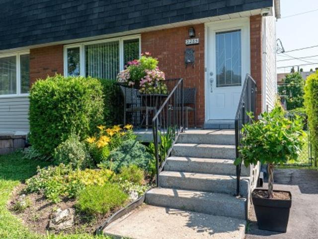 House for sale in Chomedey, Quebec