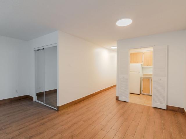Apartment for rent in St. Leonard's, Quebec