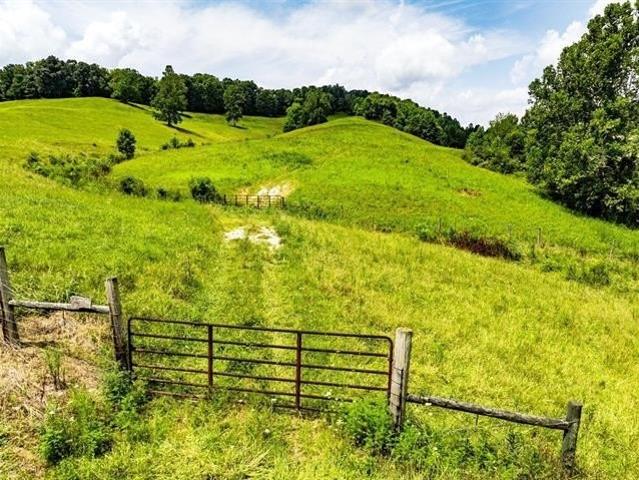 Land for sale in Elliott, Kentucky