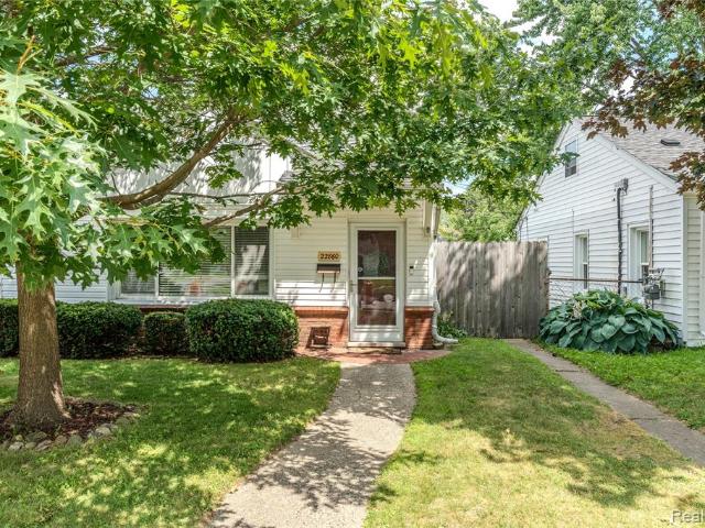 House for sale in Eastpointe, Michigan