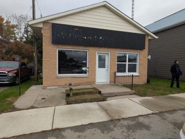 Office for sale in Newbury, Ontario