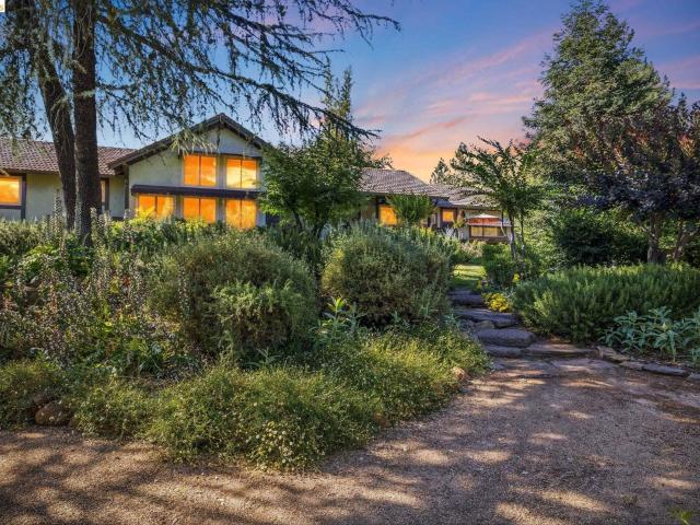 House for sale in Columbia, California