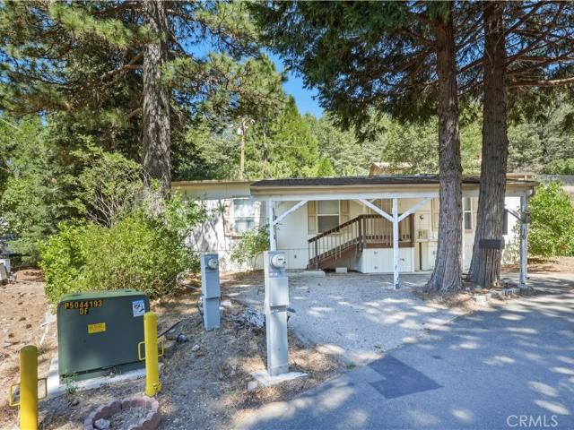 House for sale in Cedarpines Park, California