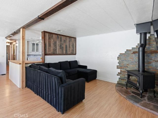 House for sale in Cedarpines Park, California