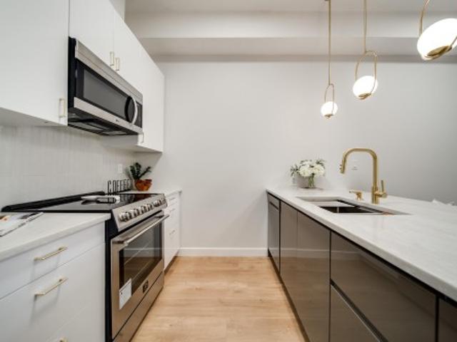Condo for sale in Queen Mary Park, Edmonton
