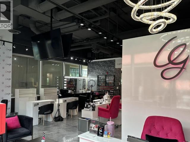 Office for sale in North Vancouver, British Columbia