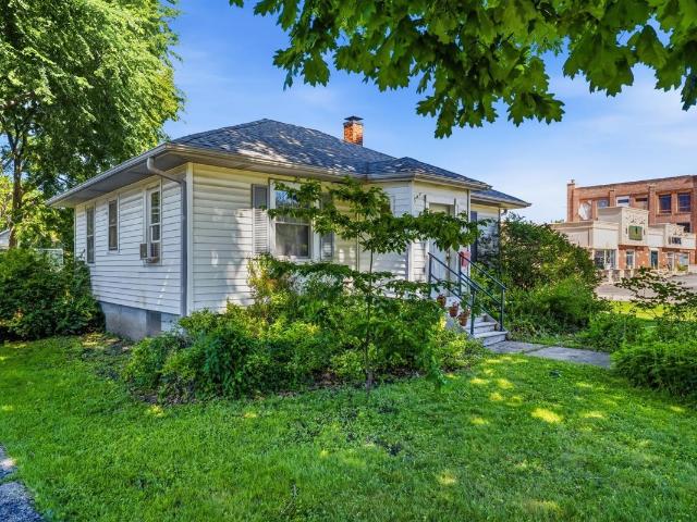 House for sale in Geneva, Illinois