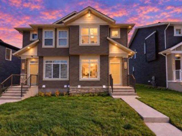 House for sale in Glacier Ridge, Calgary