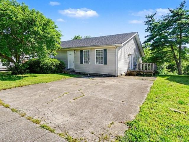 House for sale in Versailles, Kentucky