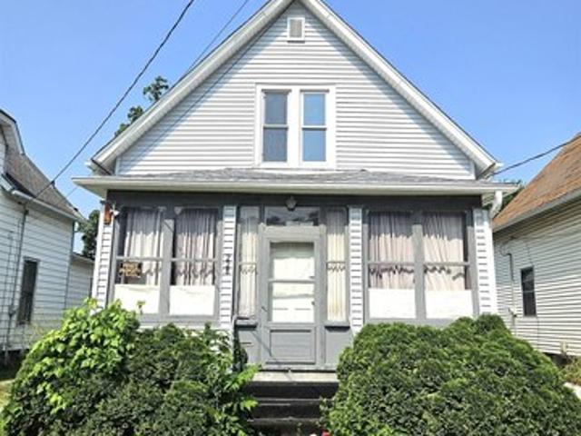 House for sale in Galesburg, Illinois
