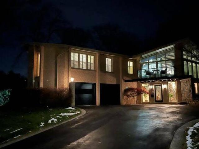 House for sale in Ancaster, Ontario