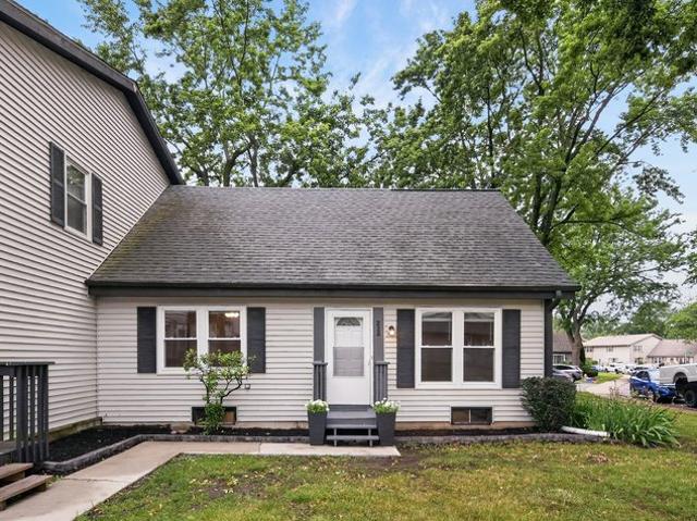 Townhouse for sale in Bolingbrook, Illinois