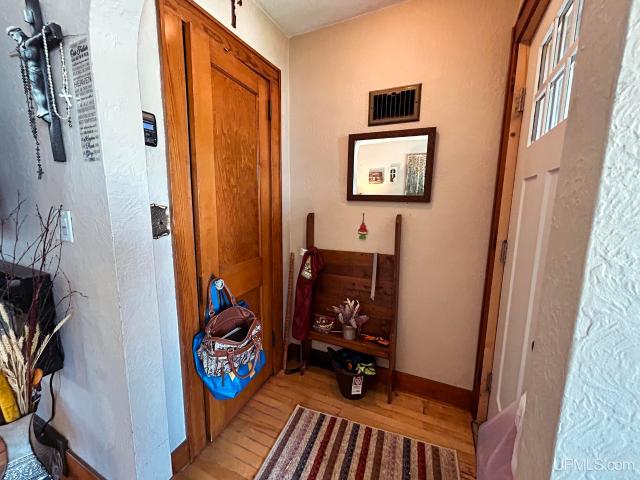House for sale in Munising, Michigan