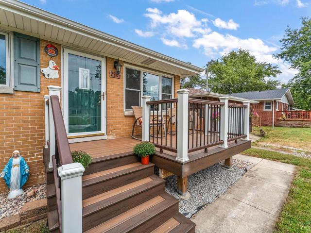 House for sale in Demotte, Indiana