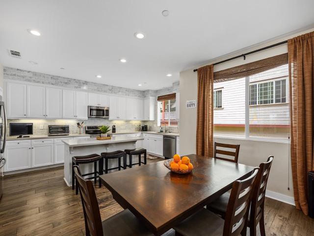 Townhouse for sale in Windsor, California