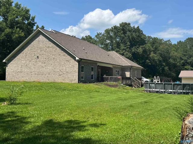 House for sale in Hollywood, Alabama