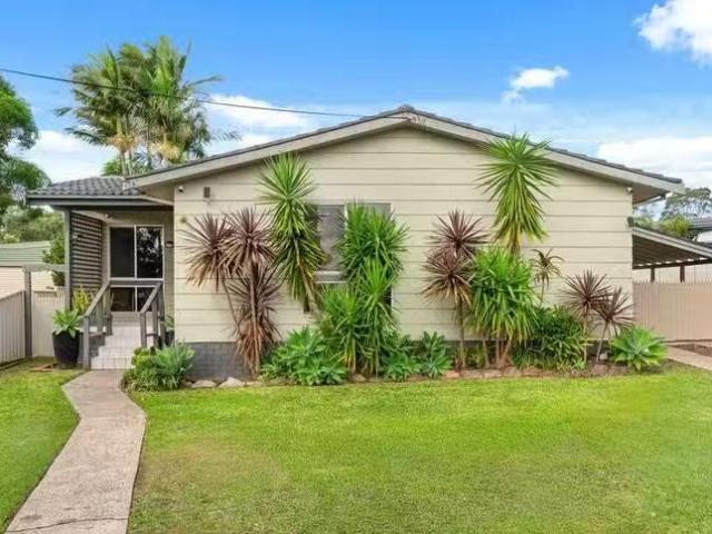 House for rent in Brisbane Grove, New South Wales