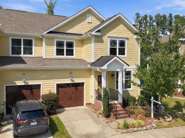 Townhouse for sale in Chapel Hill, North Carolina