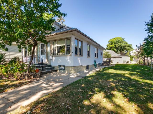 House for sale in Highwood, Illinois