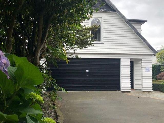 Apartment for rent in Merivale, Canterbury