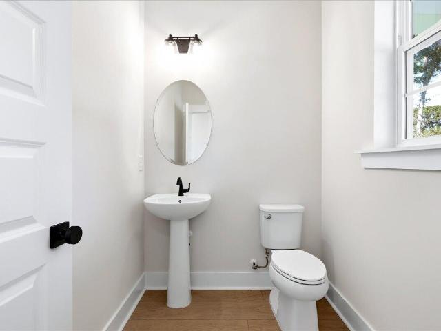 House for sale in Clarks Point, Charleston