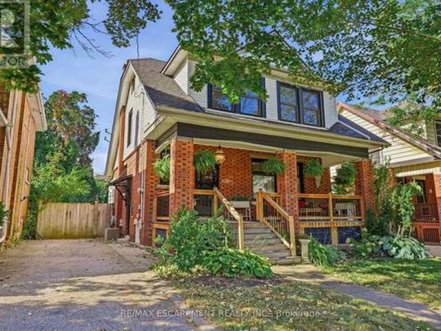 House for sale in Ancaster, Ontario