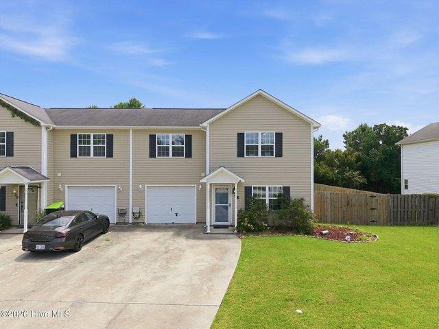 Townhouse for sale in Hubert, North Carolina