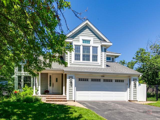 House for sale in Gurnee, Illinois