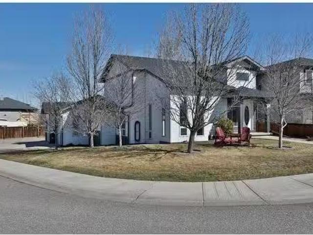 House for sale in Lethbridge, Alberta
