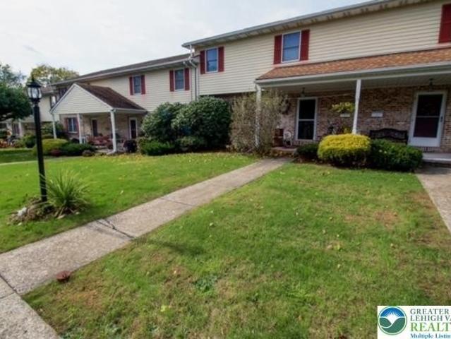 Townhouse for sale in Wind Gap, Pennsylvania